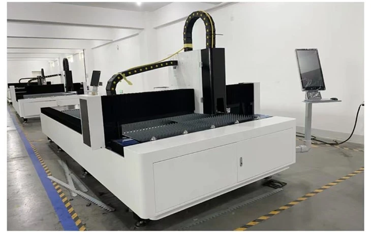 Size Metal CNC Fiber Laser Cutting Machine